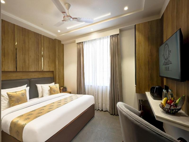 Tyche Boutique & Suites image