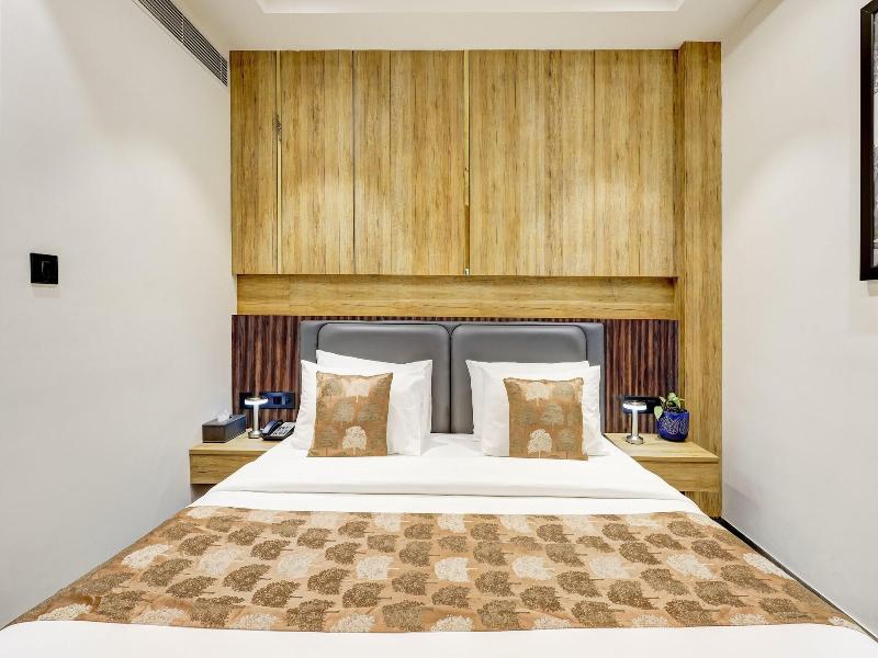 Tyche Boutique & Suites image