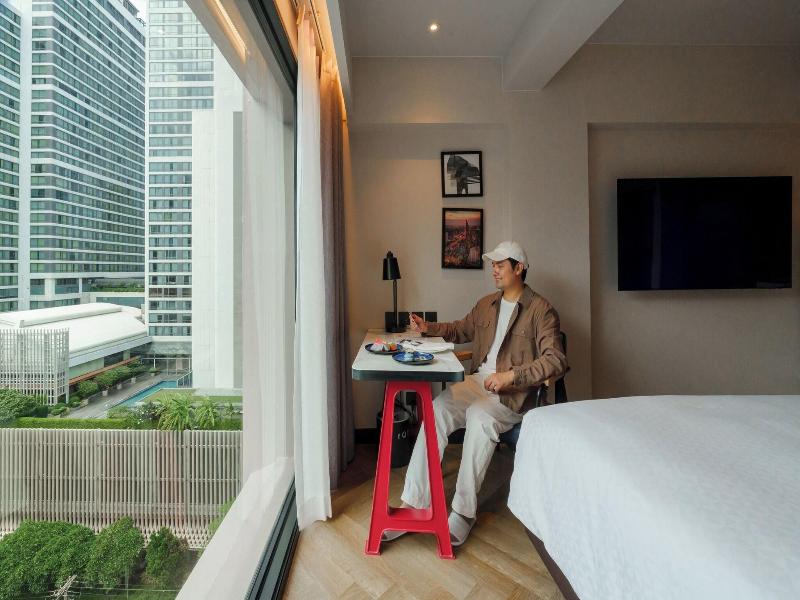 Four Points By Sheraton Bangkok, Sukhumvit 22 image