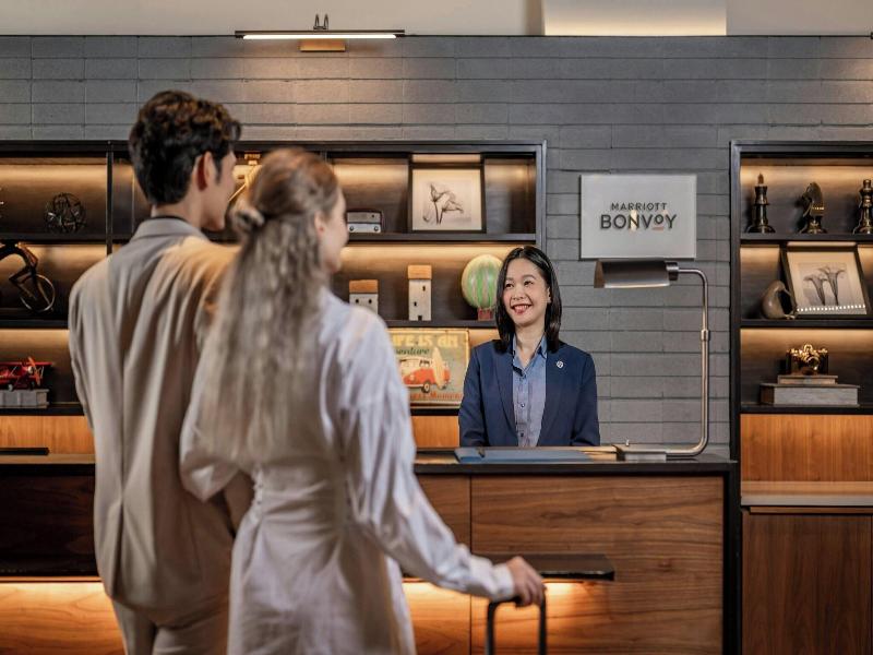 Four Points By Sheraton Bangkok, Sukhumvit 22 image