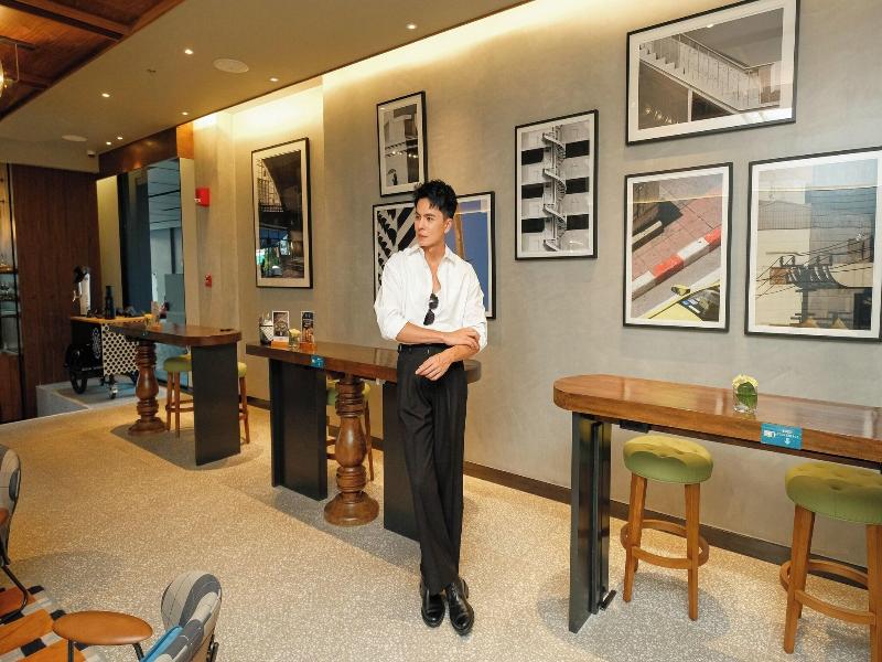 Four Points By Sheraton Bangkok, Sukhumvit 22 image