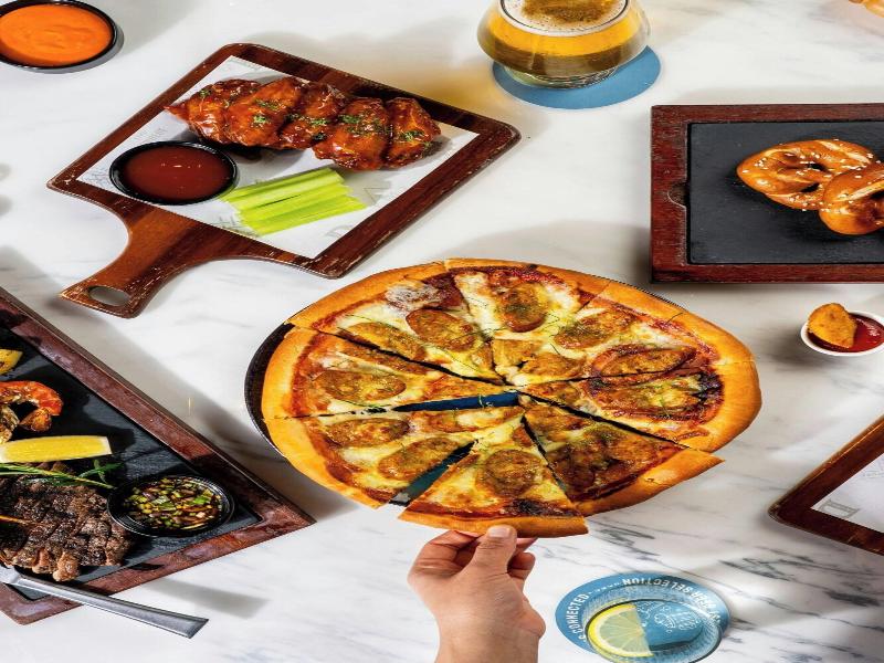 Four Points By Sheraton Bangkok, Sukhumvit 22 image
