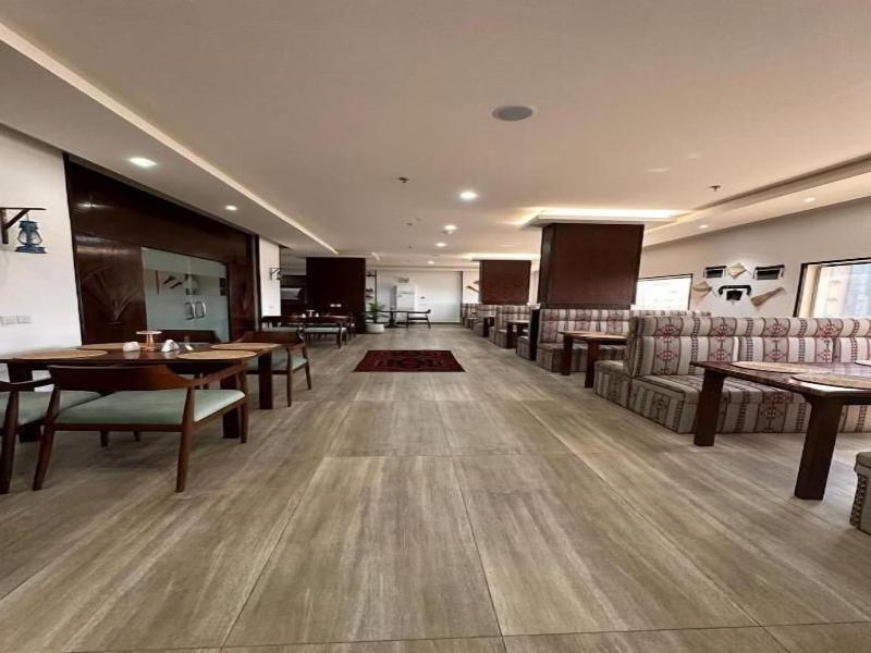 Makarim Palm Hotel