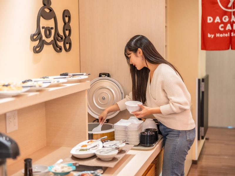 Hotel Sanrriott Shinsaibashi image