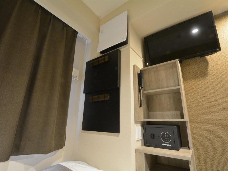 Hotel Sanrriott Shinsaibashi image