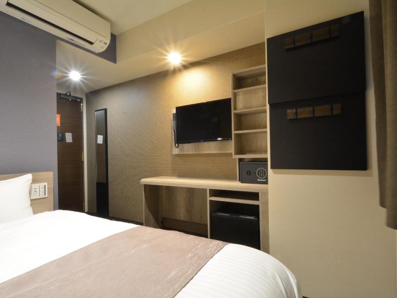 Hotel Sanrriott Shinsaibashi image