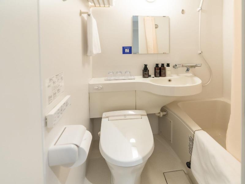 Hotel Sanrriott Shinsaibashi image