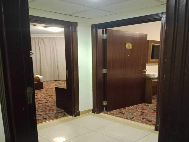 Sky View Hotel Madinah image