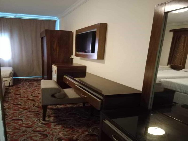 Sky View Hotel Madinah image