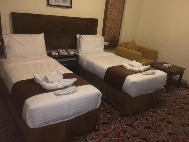 Sky View Hotel Madinah image