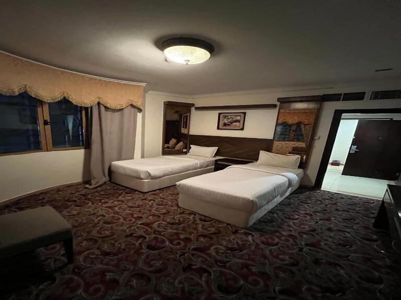 Sky View Hotel Madinah image