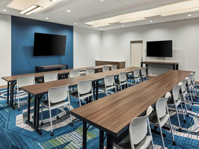 Springhill Suites By Marriott Bettendorf image
