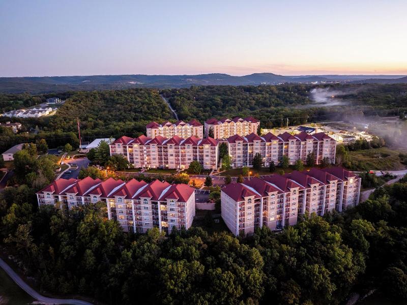 Grand Crowne Resort — general view