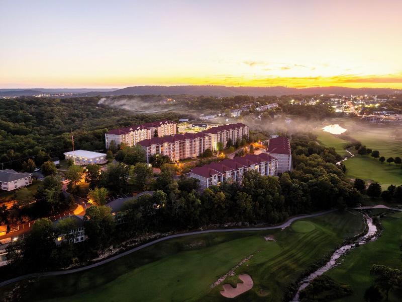 Grand Crowne Resort