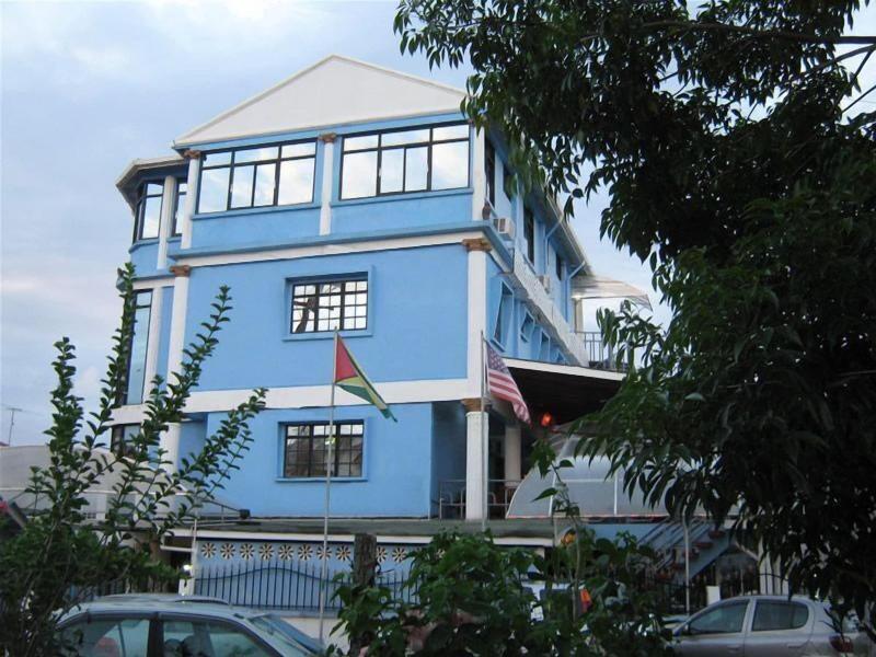 Kanuku Suites image