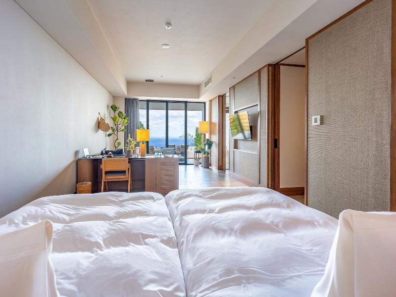 One Suite The Grand image