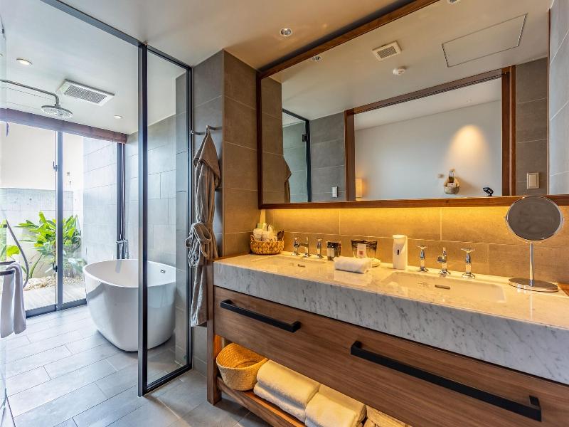 One Suite The Grand image
