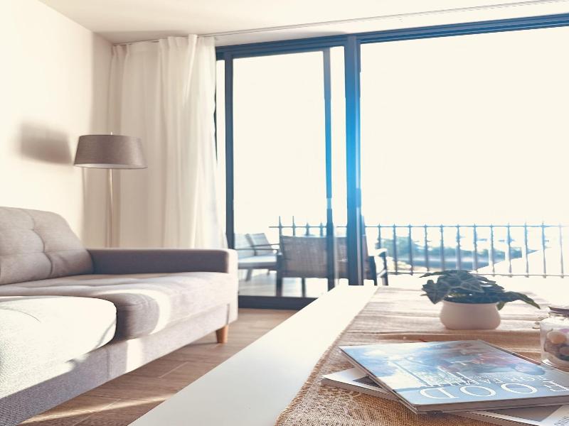 The Peninsula At Hope Island image