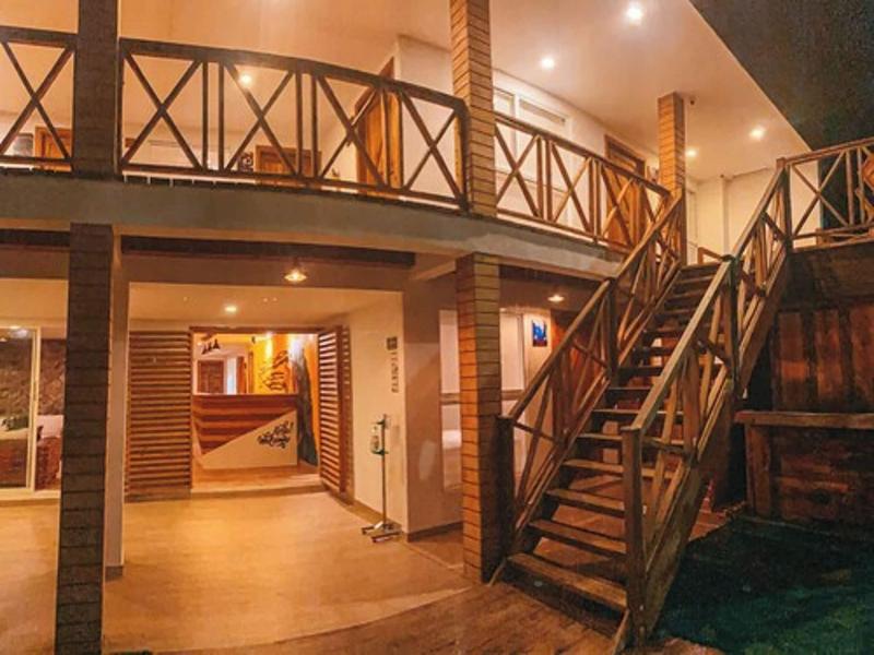 In Di House Of Reggae Boutique — general view