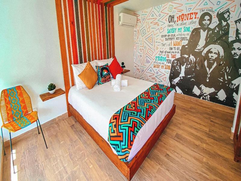 In Di House Of Reggae Boutique image