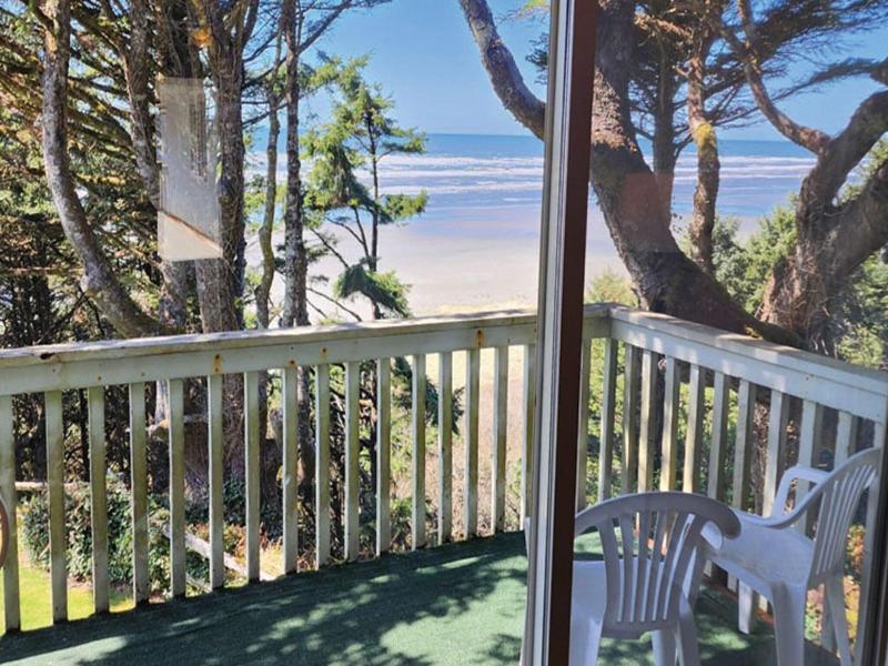 Ocean Crest Resort