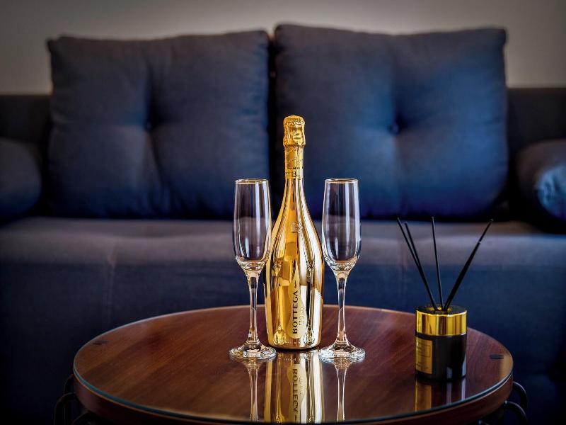 Boutique Hotel Madison image