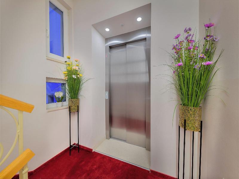 Boutique Hotel Madison image