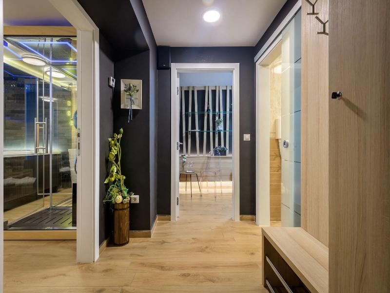 Boutique Hotel Madison image