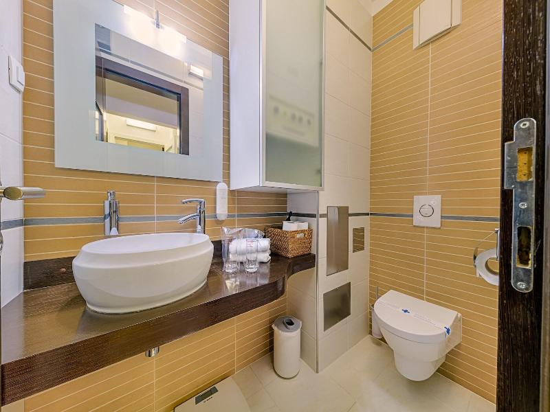 Boutique Hotel Madison image