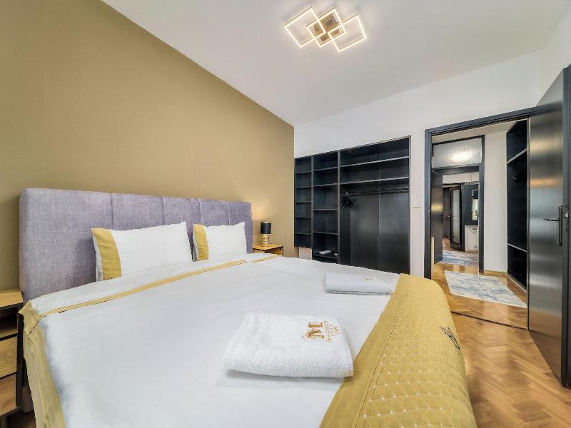 Boutique Hotel Madison image