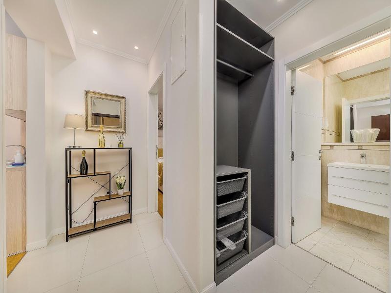 Boutique Hotel Madison image