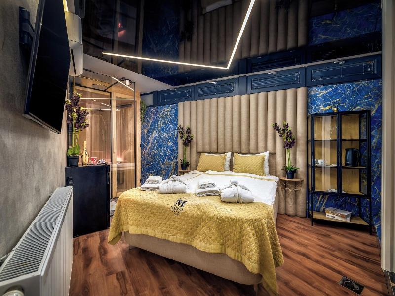 Boutique Hotel Madison image