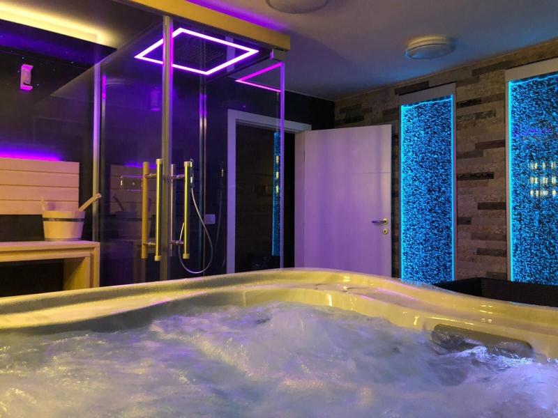 Boutique Hotel Madison image