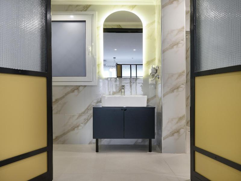 Athenian Sensations Apartments & Suites image