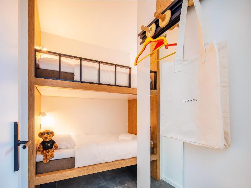 Bunk Hotel Amsterdam image