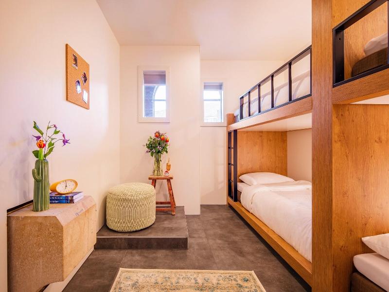 Bunk Hotel Amsterdam image