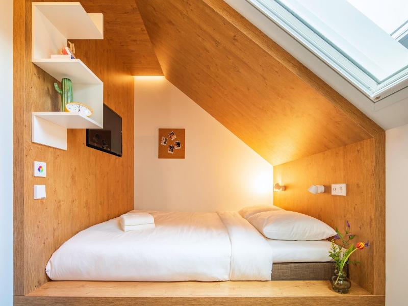 Bunk Hotel Amsterdam image
