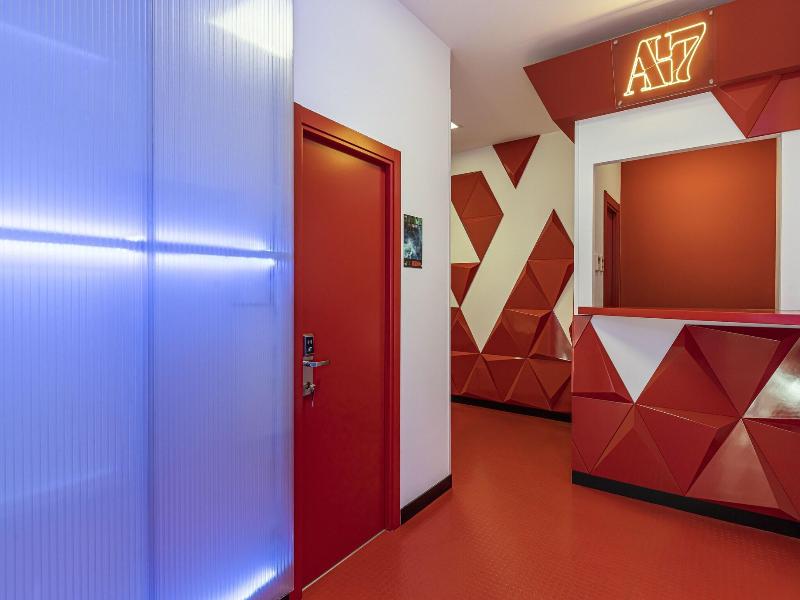 Art Seven Hostel Capsules image