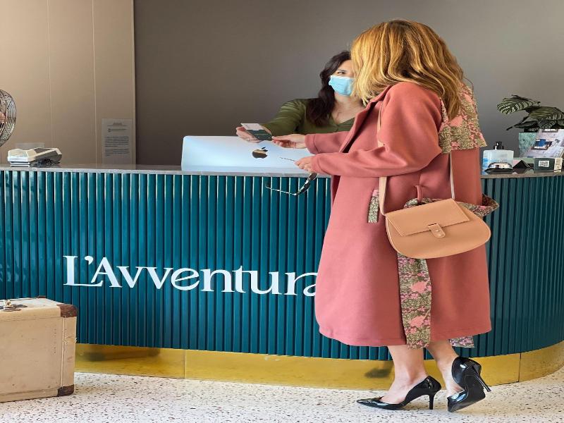 L'avventura Athens image