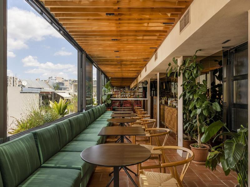 L'avventura Athens image