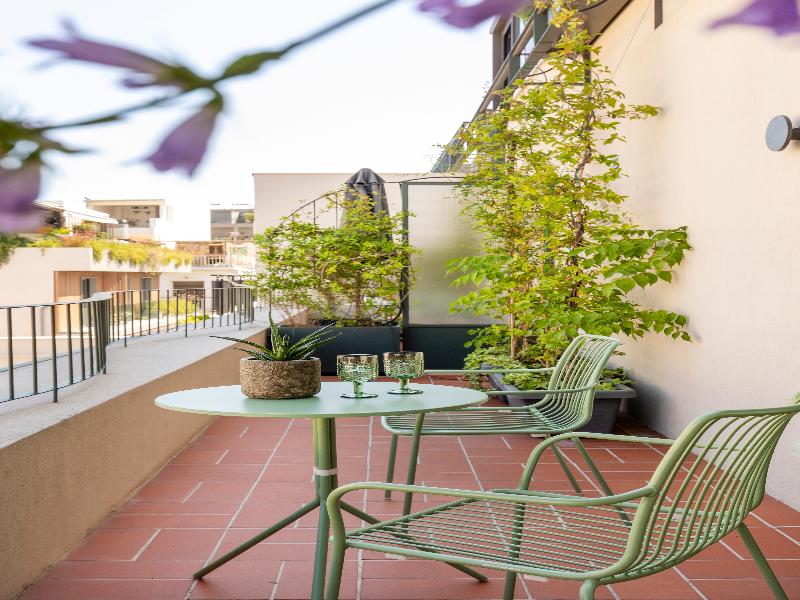 L'avventura Athens image