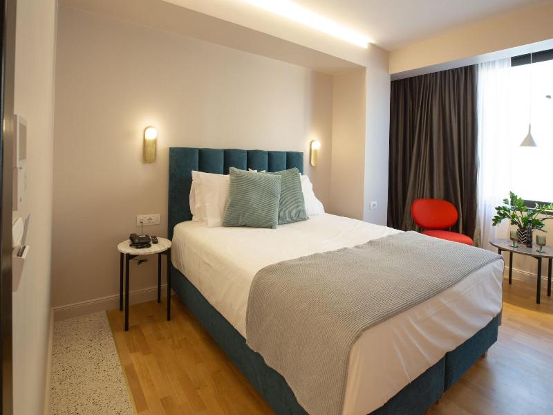 L'avventura Athens image