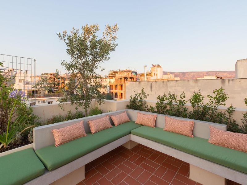 L'avventura Athens image