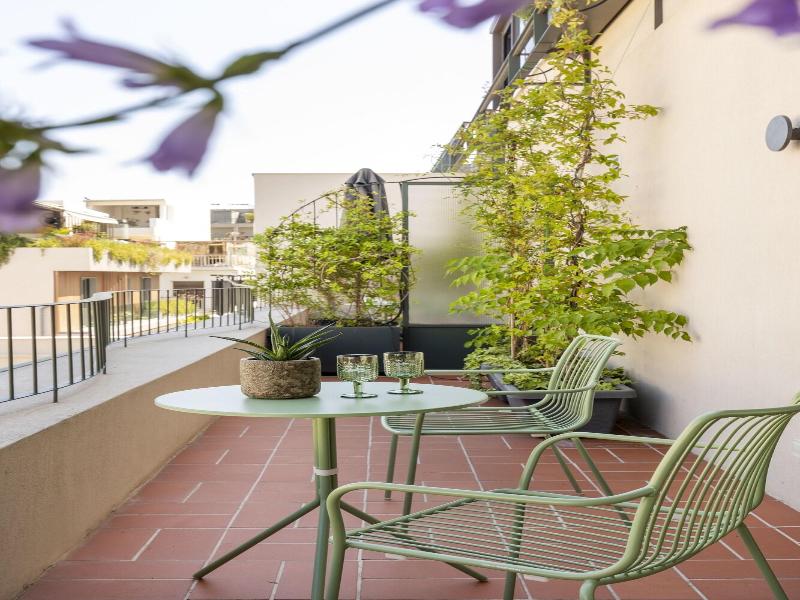 L'avventura Athens image