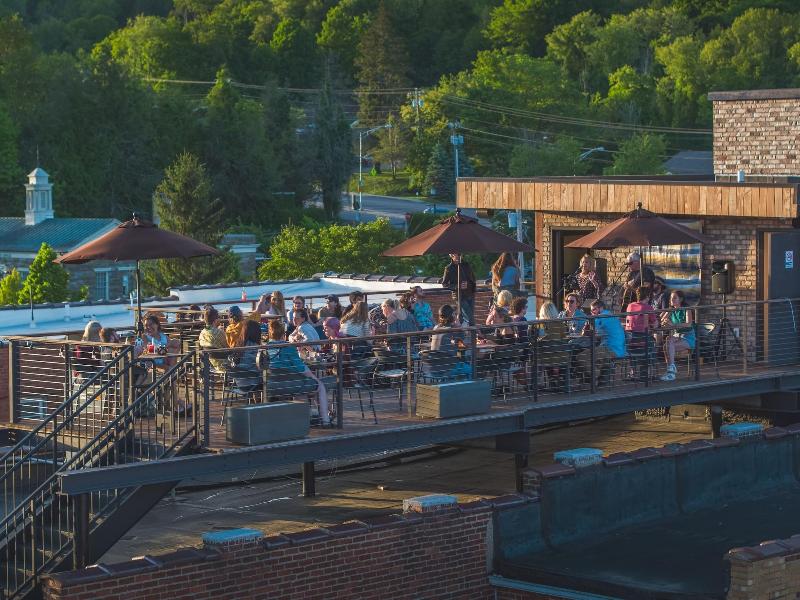The Horton Hotel And Rooftop Lounge