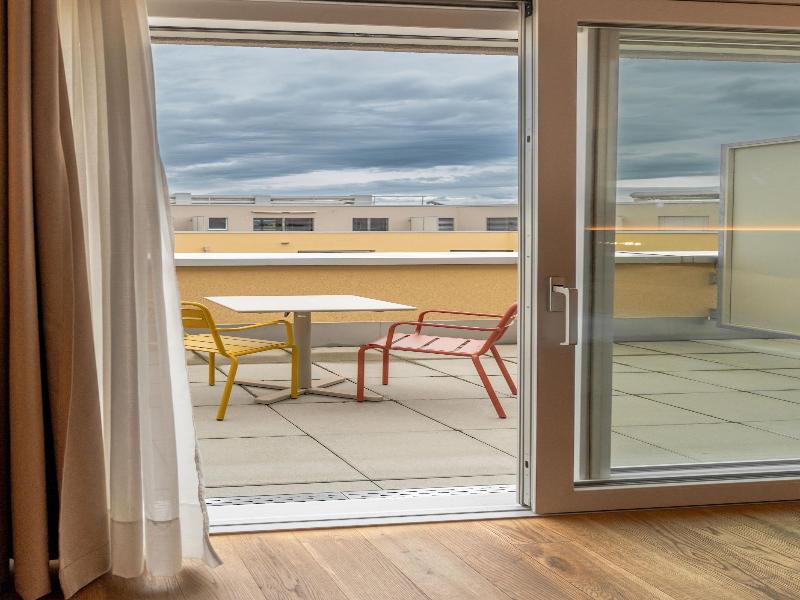 Los Lorentes Residences image