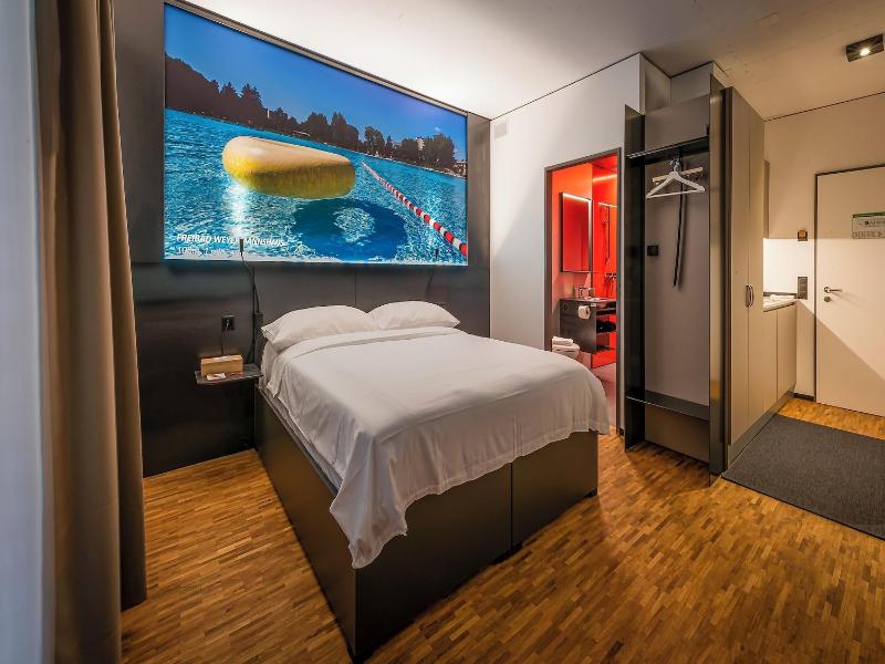 Los Lorentes Residences image