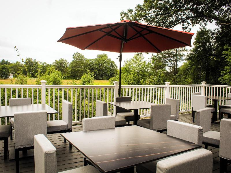 Chateau Merrimack Resort & Spa image