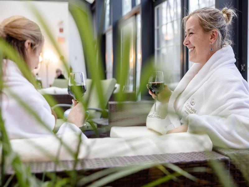 Chateau Merrimack Resort & Spa image