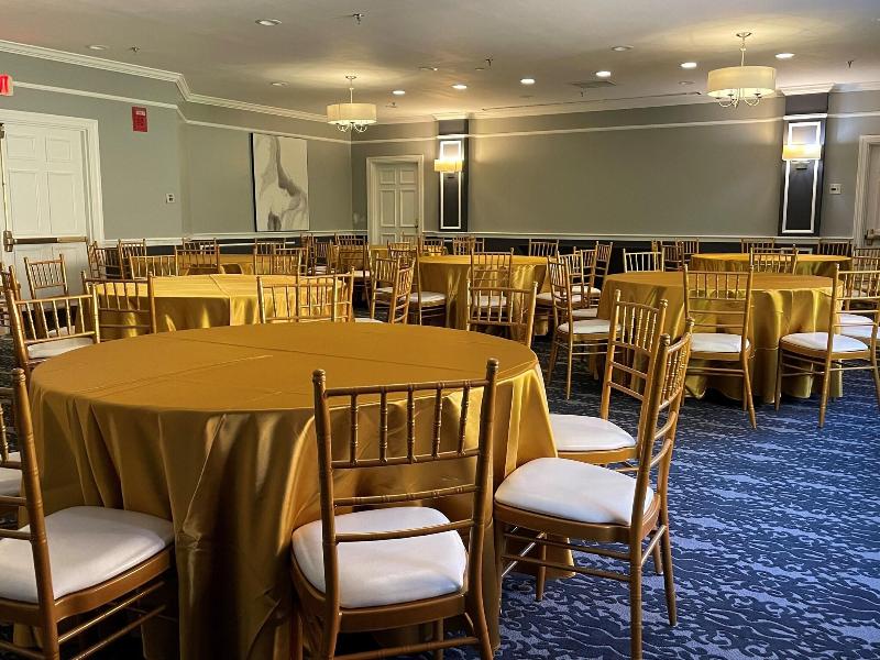 Chateau Merrimack Resort & Spa image